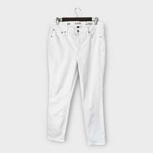 J.Crew 9" Vintage Slim Straight Pant in White, size 31 Tall